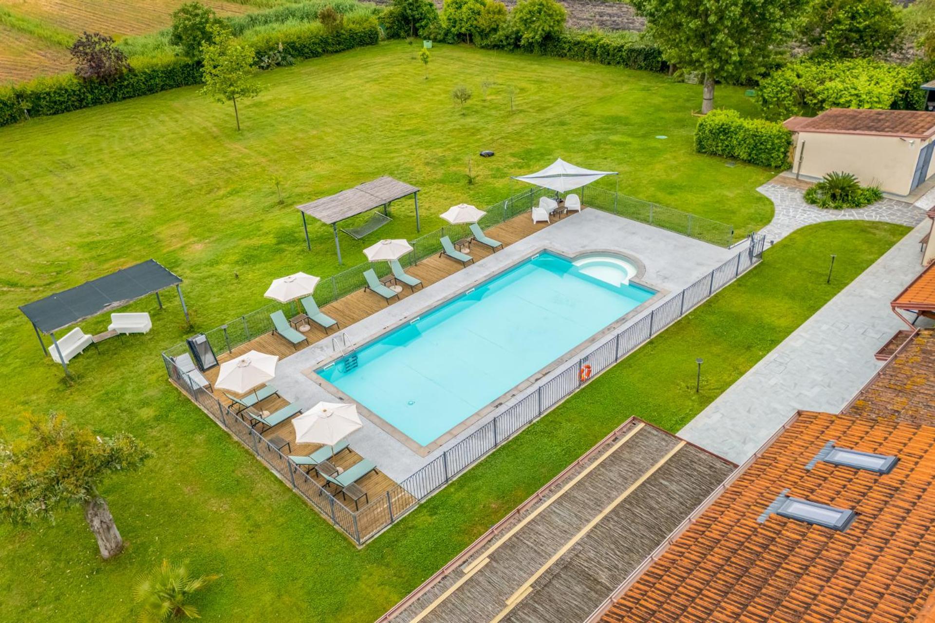 Vistalago Versilia Massarosa Exteriör bild